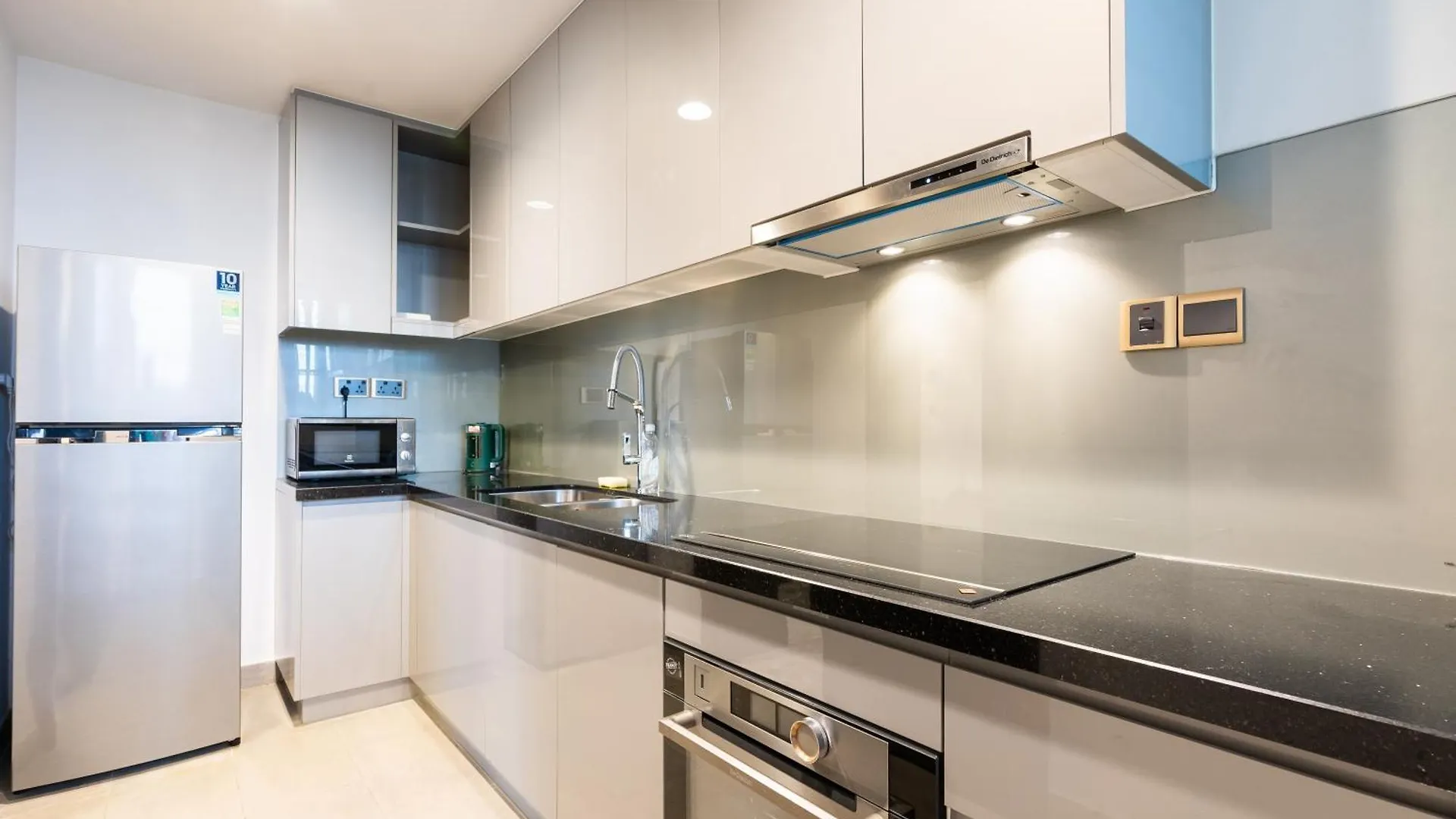 D1 Mension - Zenity Luxury Apartment - Rooftop Pool - Saigon Centre Ho Chi Minh City