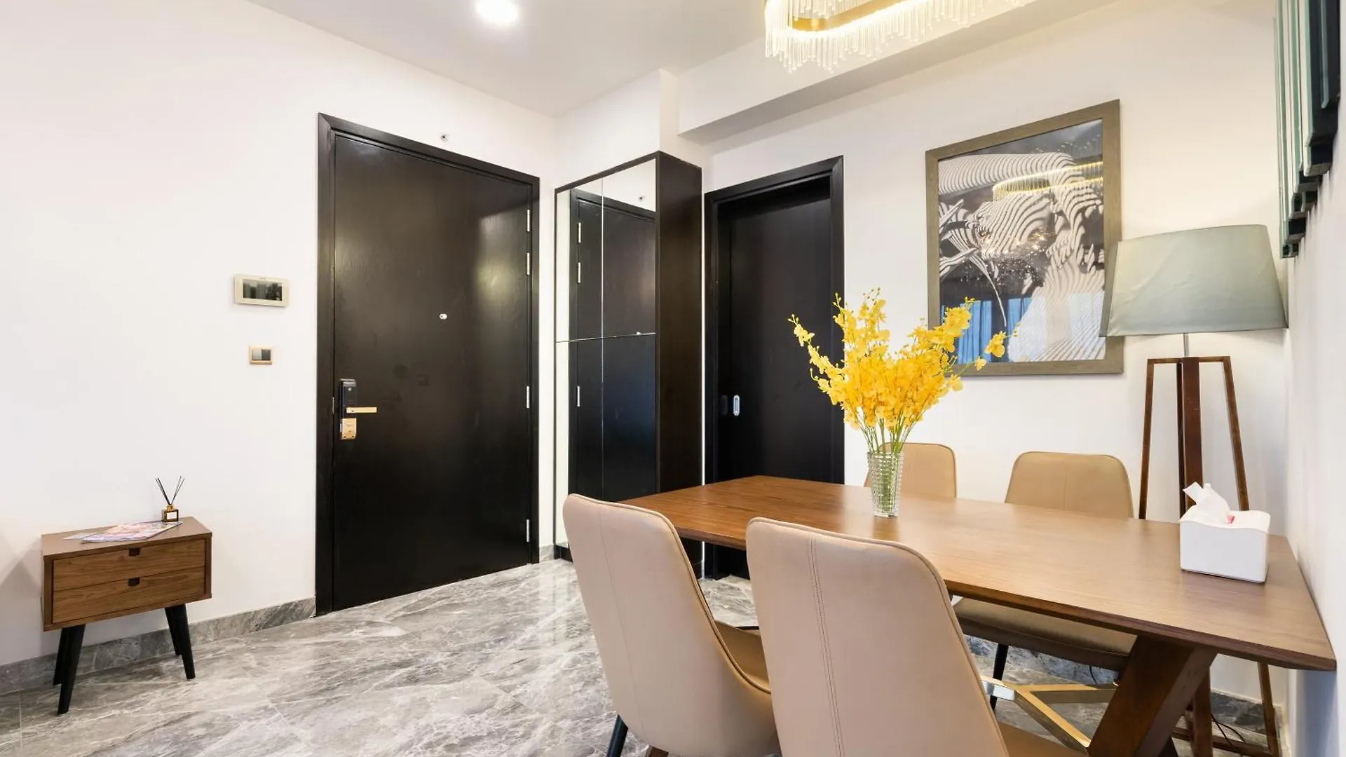 D1 Mension - Zenity Luxury Apartment - Rooftop Pool - Saigon Centre Ho Chi Minh City
