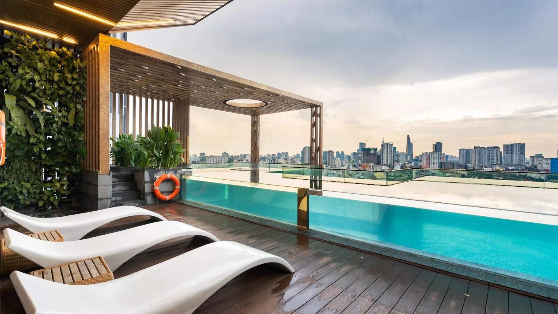 D1 Mension - Zenity Luxury Apartment - Rooftop Pool - Saigon Centre Ho Chi Minh City
